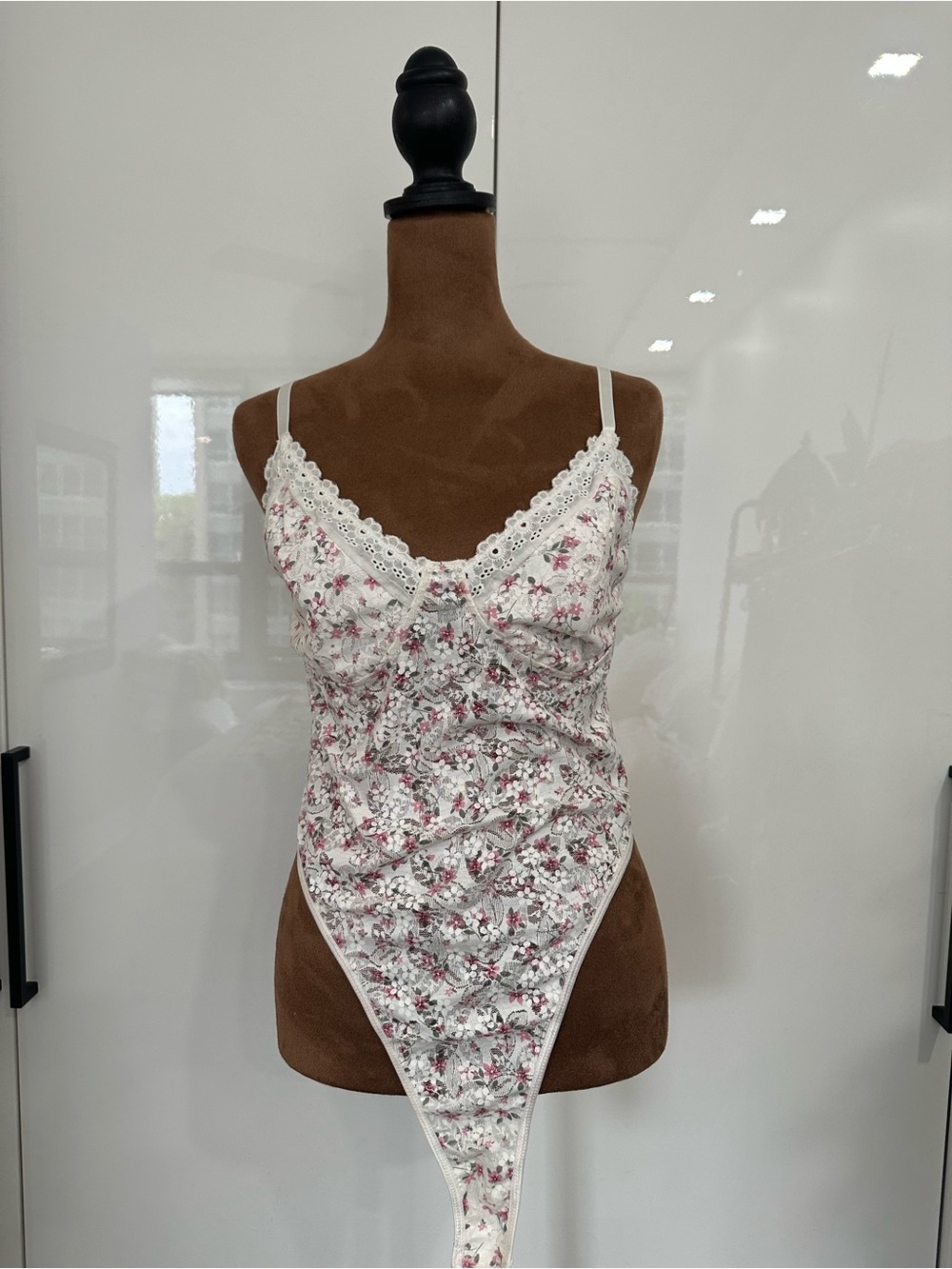 SHEIN White Floral Lace-Trim Chemise with Pink Blossoms